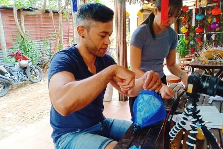 Hands-On Hoi An: Tra Que Vegetable Village, Silk Weaving & Lantern-Making Day Tour photo 4