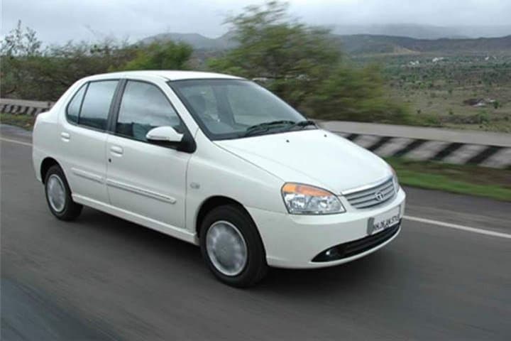 Scenic One-Way Transfer from Udaipur to Mount Abu: Private AC Ride to the Aravalli Hills photo 2