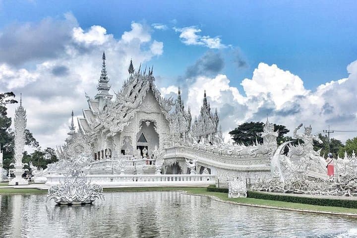 One-Day Chiang Rai Tour: White Temple, Golden Triangle & Akha Hilltribe photo 1