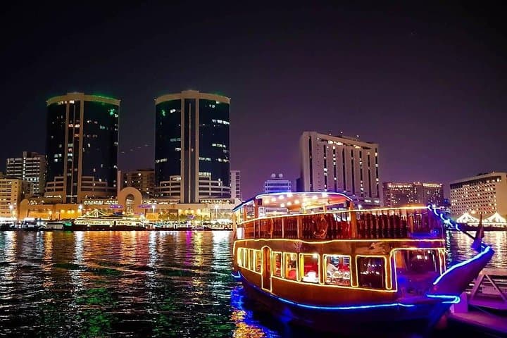 Dubai Creek Dhow Cruise Dinner — Night Buffet & Live Entertainment