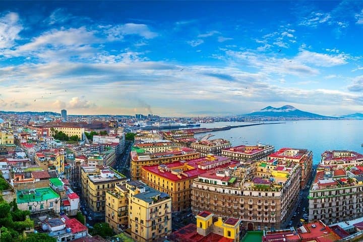 Naples Tour: Cathedral, Spaccanapoli & Castel dell'Ovo — 5–6 Hour Private Drive photo 1