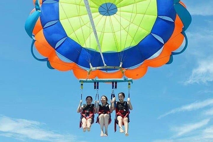 Bali Parasailing in Tanjung Benoa: 1-Hour Watersport Adventure photo 2