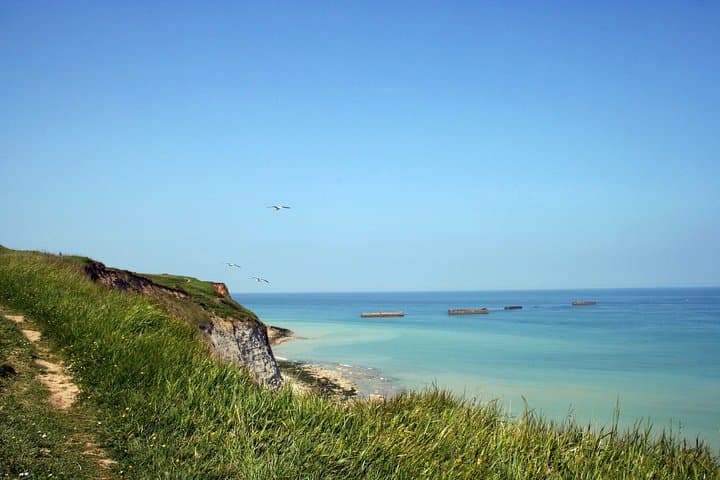 Explore the Historic Normandy D-Day Landing Beaches with a Private Minivan Tour photo 2