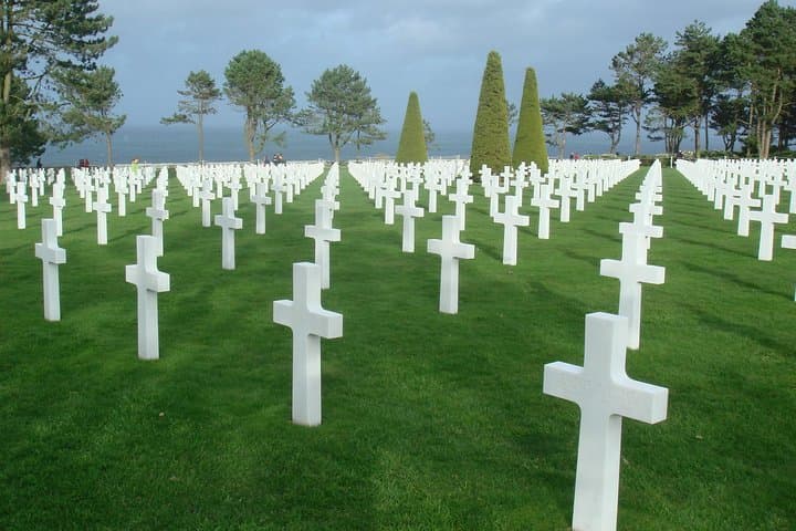 Explore the Historic Normandy D-Day Landing Beaches with a Private Minivan Tour photo 3