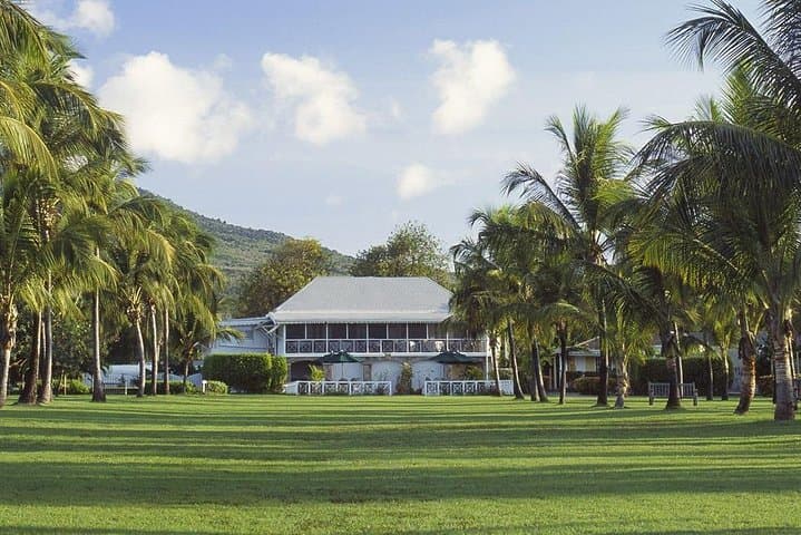 Nevis Airport Transfers: Seamless Round-Trip Service to Montpelier, Four Seasons & Nisbet photo 4