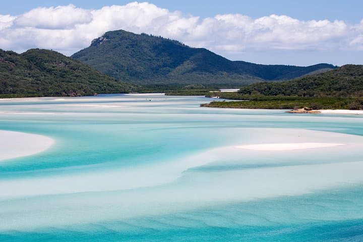 Overnight Sailing to Whitehaven Beach: Prima Whitsundays 2-Day Cruise photo 6