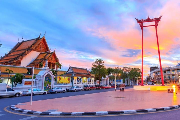 Bangkok Evening Tuk-Tuk Adventure: Night Markets, Temples & Local Eats photo 4