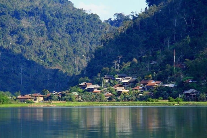 Mai Chau 2-Day Classic: Cycling, Village Homestay & 1000-Step Cave Hike photo 3