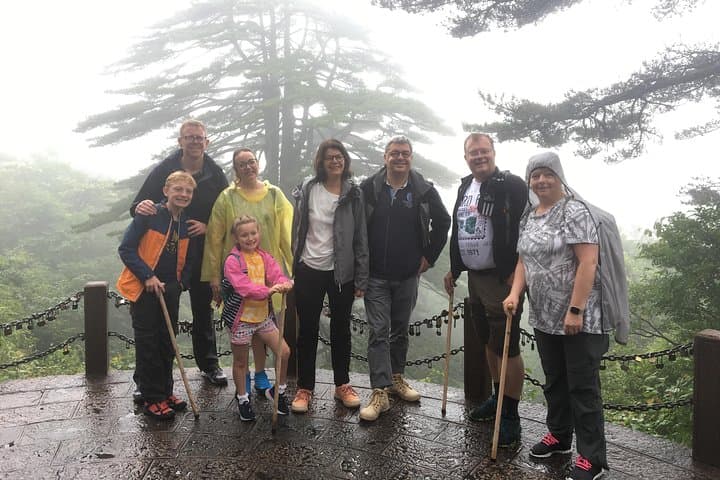 Sunrise on Huangshan: 2-Day Yellow Mountain & Tunxi Old Street Mini Group Tour