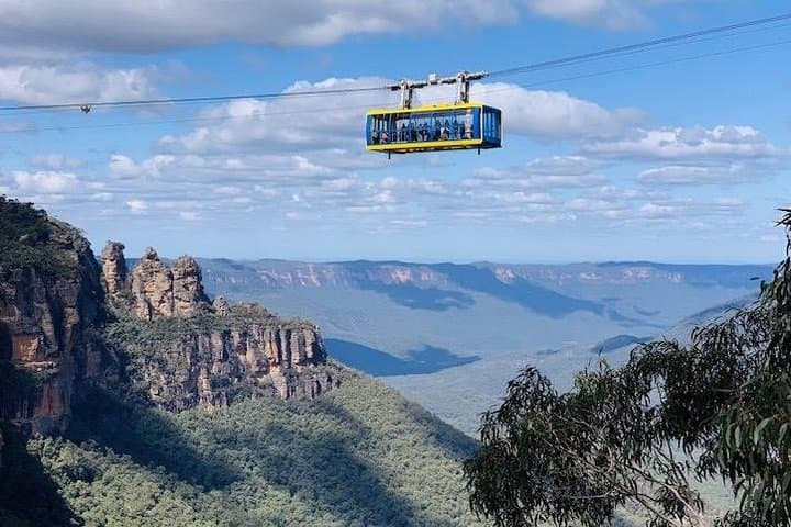 Blue Mountains Full-Day Tour: Three Sisters, Scenic World & Featherdale Wildlife photo 2