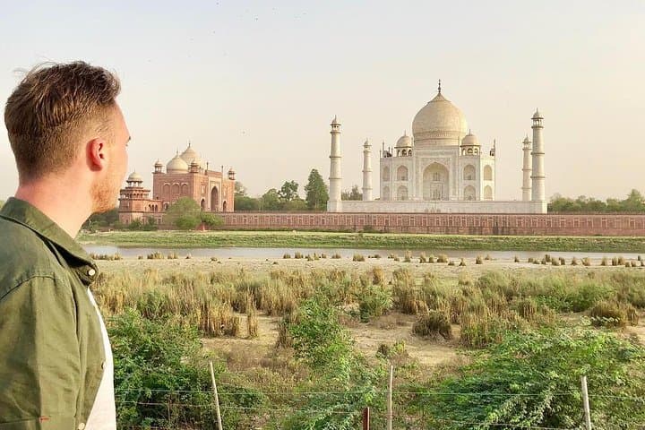 Taj Mahal by Gatimaan Express: Private Day Trip from Delhi photo 2