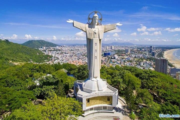 Vung Tau Beach Day Trip from Ho Chi Minh City: Private One-Day Coastal Tour
