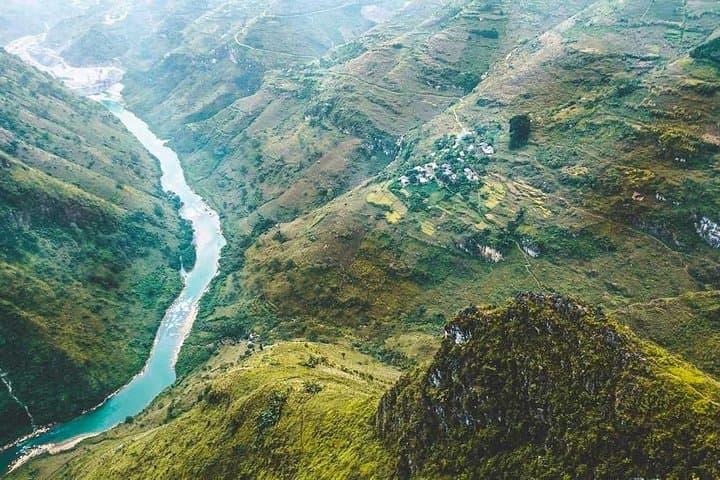 Ha Giang Loop: 3-Day Motorbike Adventure Through Ma Pi Leng & Dong Van photo 3
