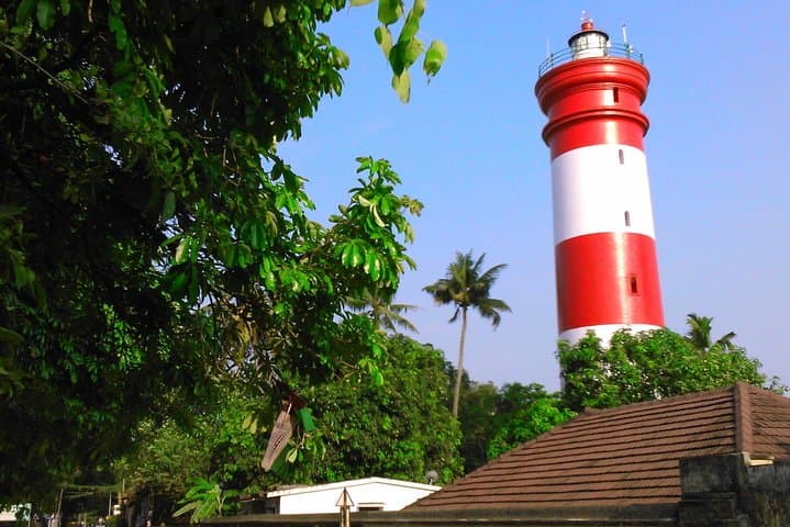 Sunset Coastal Bike Ride in Alappuzha: Lighthouse, Markets & Beaches photo 3