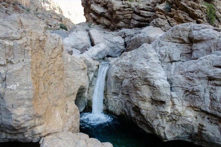 Wadi Bani Khalid: Exploring Oman's Blue Pools and Rocky Gorges photo 3
