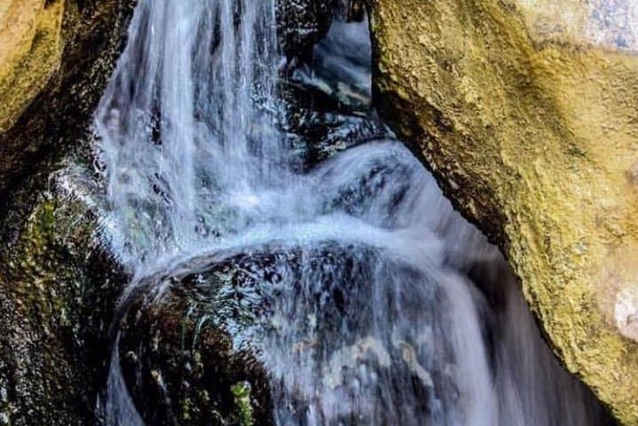 Wadi Bani Khalid: Exploring Oman's Blue Pools and Rocky Gorges photo 5