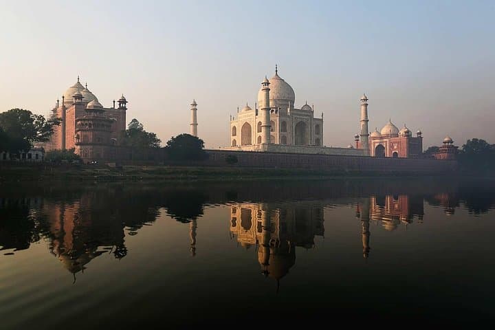 Same-Day Agra Tour from Mumbai: Taj Mahal & Agra Fort with Return Flights photo 3
