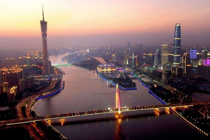 Guangzhou Night Tour: Canton Tower Views and Authentic Dim-Sum Experience photo 4