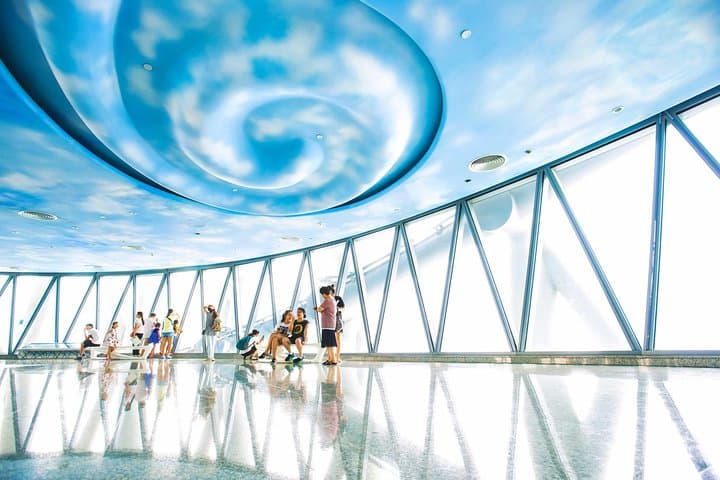 Guangzhou Night Tour: Canton Tower Views and Authentic Dim-Sum Experience