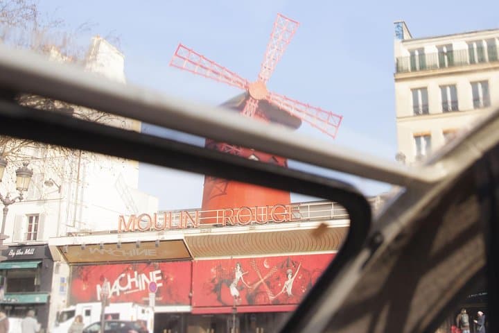 Romantic Paris 2CV Private Tour: Eiffel Tower & Montmartre in a Classic Citroën photo 6