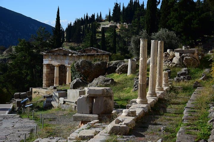 Two-Day Tour: Delphi and Meteora from Athens — Ancient Oracle to Clifftop Monasteries photo 3