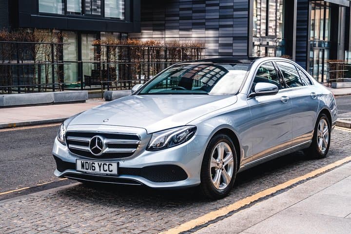 Executive Transfer from Glasgow to Dundee – Private Mercedes Chauffeur Service photo 4