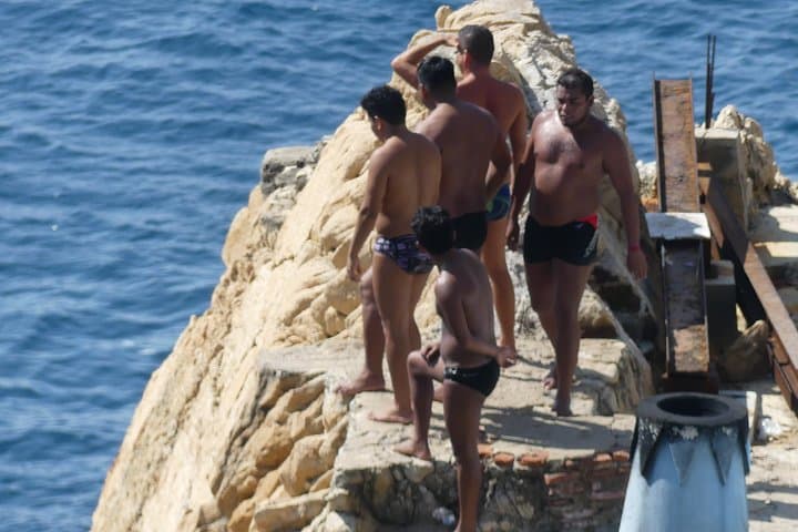 Acapulco Horseback Beach Ride, Crocodile Farm & Cliff Diver Experience photo 6
