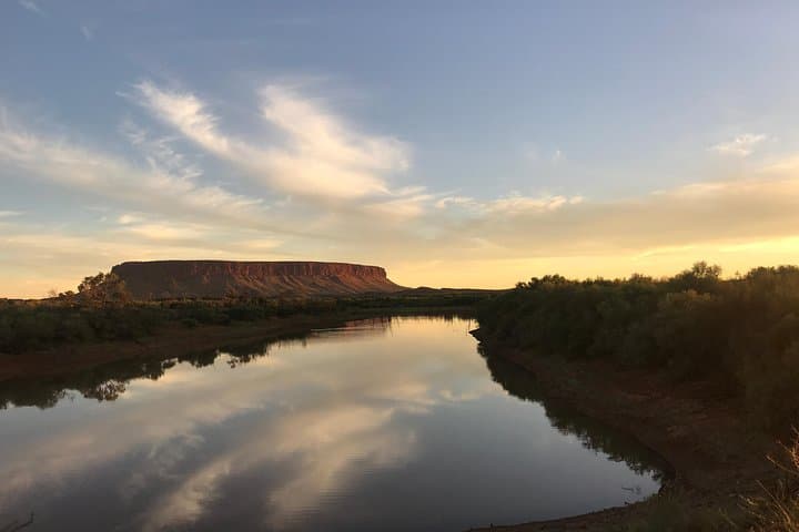 Mt Conner 4WD Sunset Tour from Ayers Rock Resort with Outback Dinner photo 4