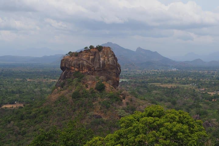 Pidurangala Rock and Cultural Triangle Safari: Hike, Views & Jeep Safari photo 2