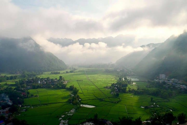 Pu Luong to Halong: 5-Day Pu Luong, Ninh Binh & Halong Bay Adventure photo 2