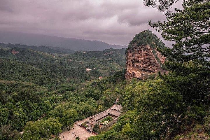 Day Trip to Maijishan Grottoes from Xi'an by Bullet Train