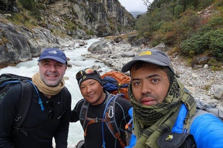 Everest Base Camp Trek: 15–18 Day Guided Sherpa-Led Journey to Kala Patthar photo 4