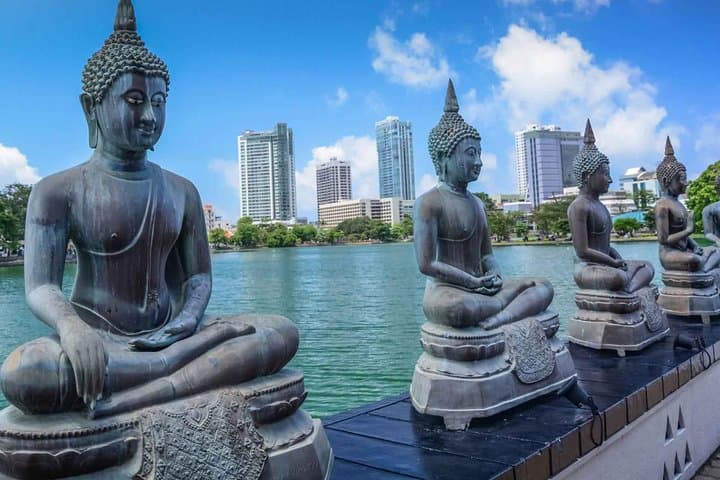 Colombo City Day Tour — Colonial Landmarks, Temples & Galle Face Sunset photo 2