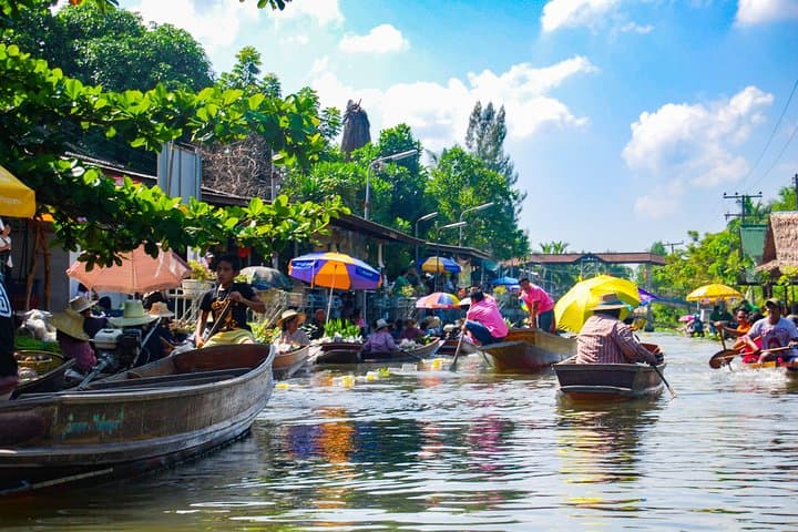 Maeklong Railway Market & Tha Kha Floating Market: A Day Trip from Bangkok photo 2