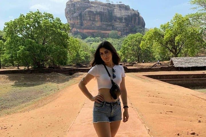 Glamour of Sri Lanka — 7-Day Cultural, Tea & Wildlife Itinerary photo 4