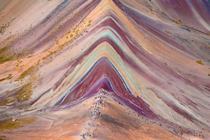 Full-day Vinicunca (Rainbow Mountain) & Red Valley Hike from Cusco photo 3