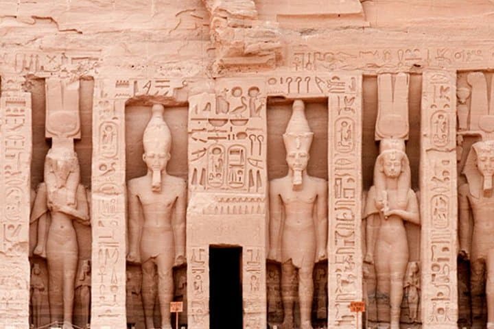 Ancient Nile Circuit: 4-Day Aswan, Abu Simbel, Kom Ombo, Edfu & Luxor Temples photo 5