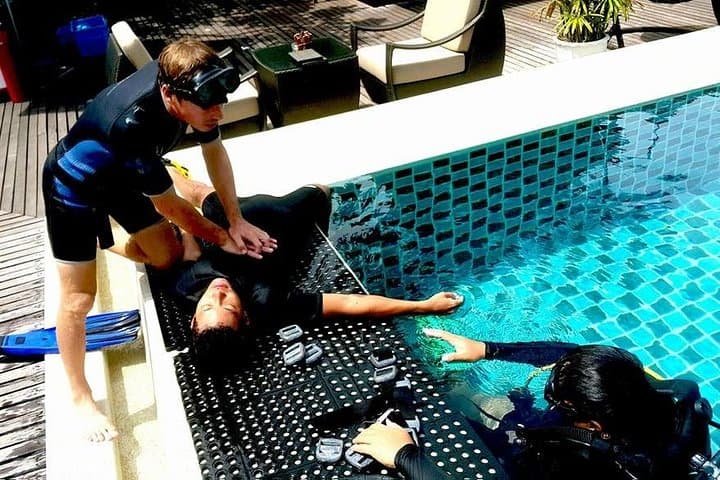 3-Day PADI Rescue Diver & Emergency First Response Course in Koh Chang photo 5
