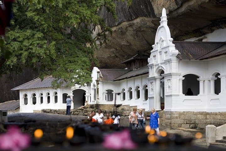 Climb Sigiriya Lion Rock and Explore Dambulla Cave Temple: Day Tour from Negombo photo 4