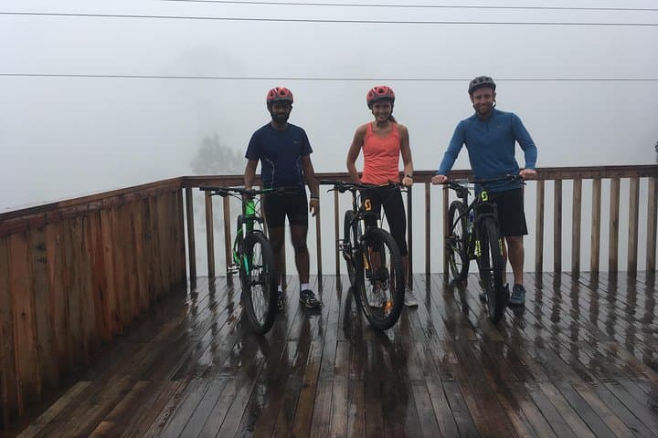 Kandy to Nuwara Eliya: Highlands Cycling Through Sri Lanka's Tea Country photo 3