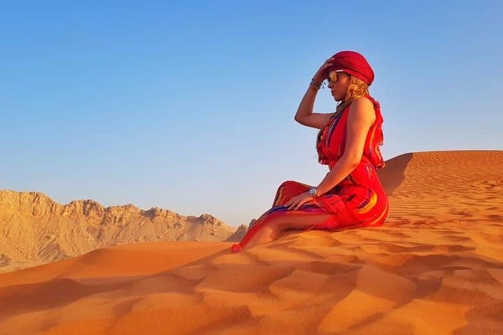 Red Dunes Evening Desert Safari with BBQ Dinner — Dubai Sunset Dune Bashing photo 4