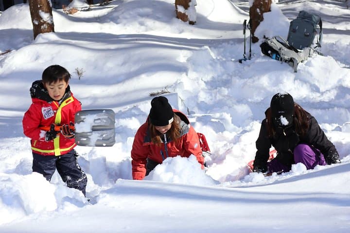 Half-Day Snow Trekking Near Minakami: 5-Minute Access from the IC photo 4