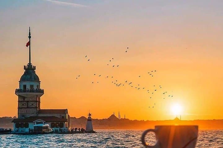 Crossing Continents and Palaces: Istanbul True Discovery Full-Day Tour photo 3