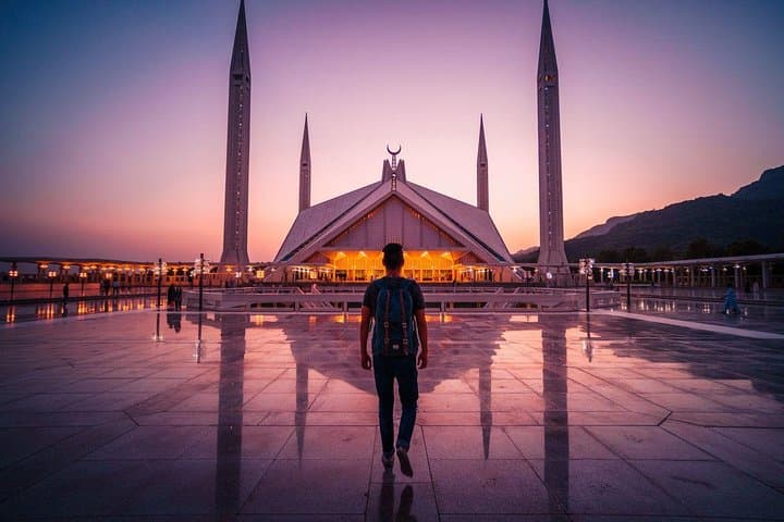 Essential Islamabad: Full-Day Tour from Faisal Mosque to Pir Sohawa photo 3