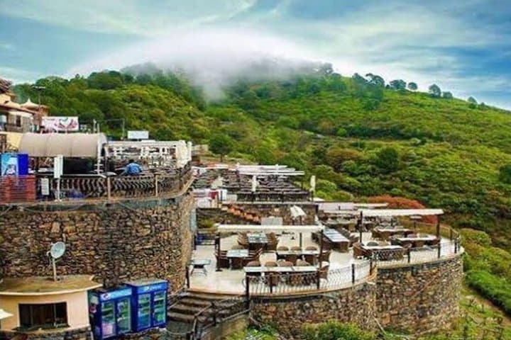 Essential Islamabad: Full-Day Tour from Faisal Mosque to Pir Sohawa photo 4