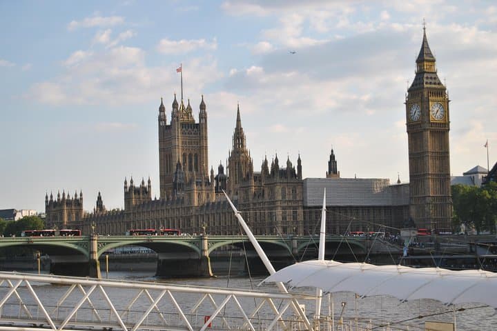 Private Full-Day London Driving Tour: Landmarks, Riverside Gems & Personalized Itinerary photo 2