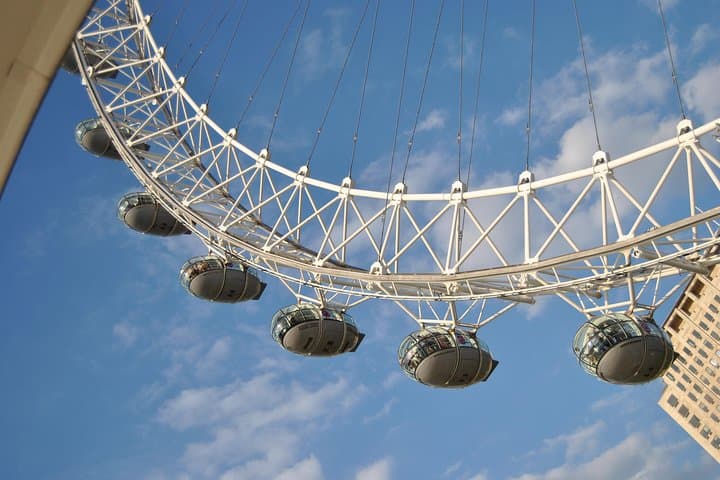 Private Full-Day London Driving Tour: Landmarks, Riverside Gems & Personalized Itinerary photo 3