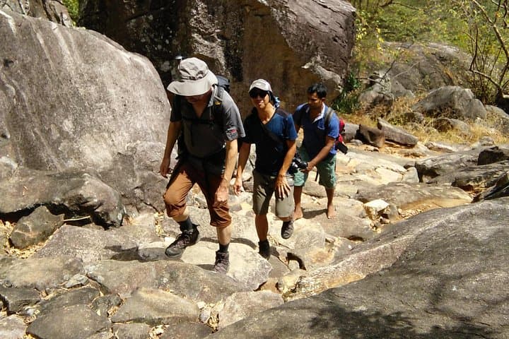 Trekking Dimbulagala Mountain: Ancient Caves, Pond Pools & Summit Views Near Polonnaruwa photo 4