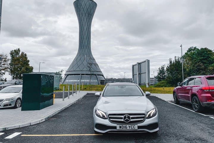 Greenock to Edinburgh Executive Transfer — Private Premium Airport Transfer