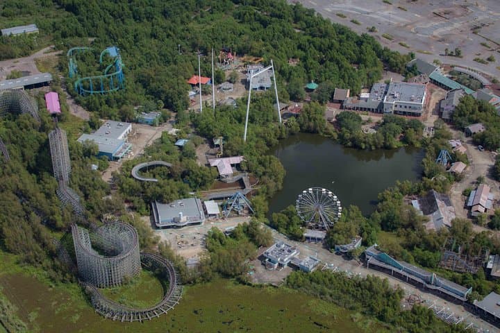 New Orleans Helicopter Tour: 30-Mile City & Swamp Aerial Experience photo 4